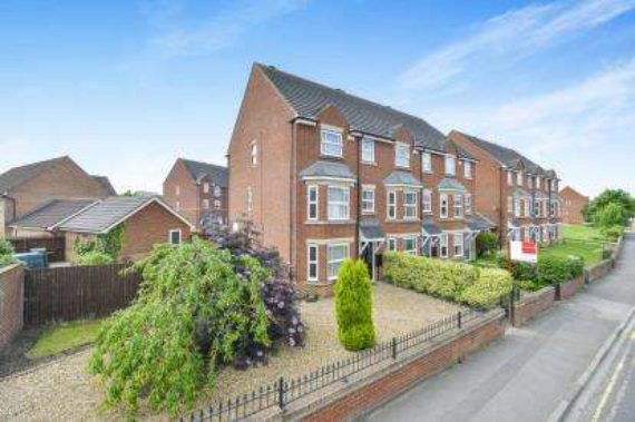 3 Bedroom Town House